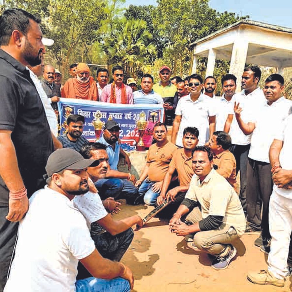 पीरपैंती: पब्लिक इलेवन को 21 रन से हराकर प्रशासन एकादश विजेता बना