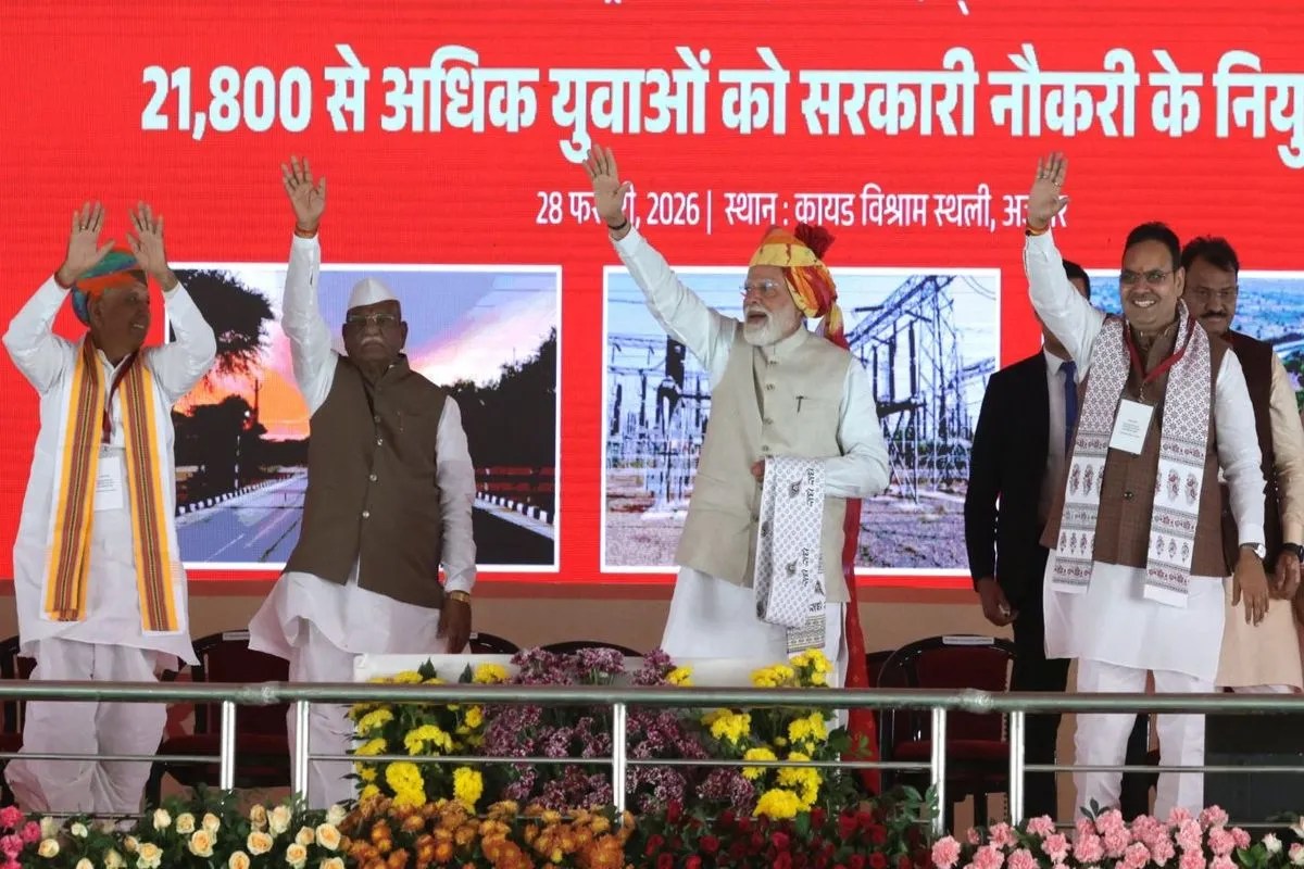 पीएम मोदी बोले – सूरज की ताकत से समृद्धि कमाने वाली धरती बन रहा राजस्थान