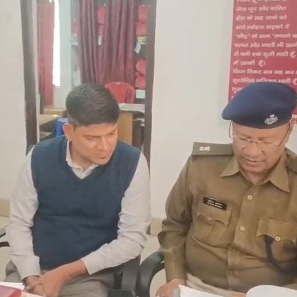 मुजफ्फरपुर में होली को लेकर प्रशासन अलर्ट:शांति समिति की बैठक हुई, हुड़दंगियों को कार्रवाई की चेतावनी दी