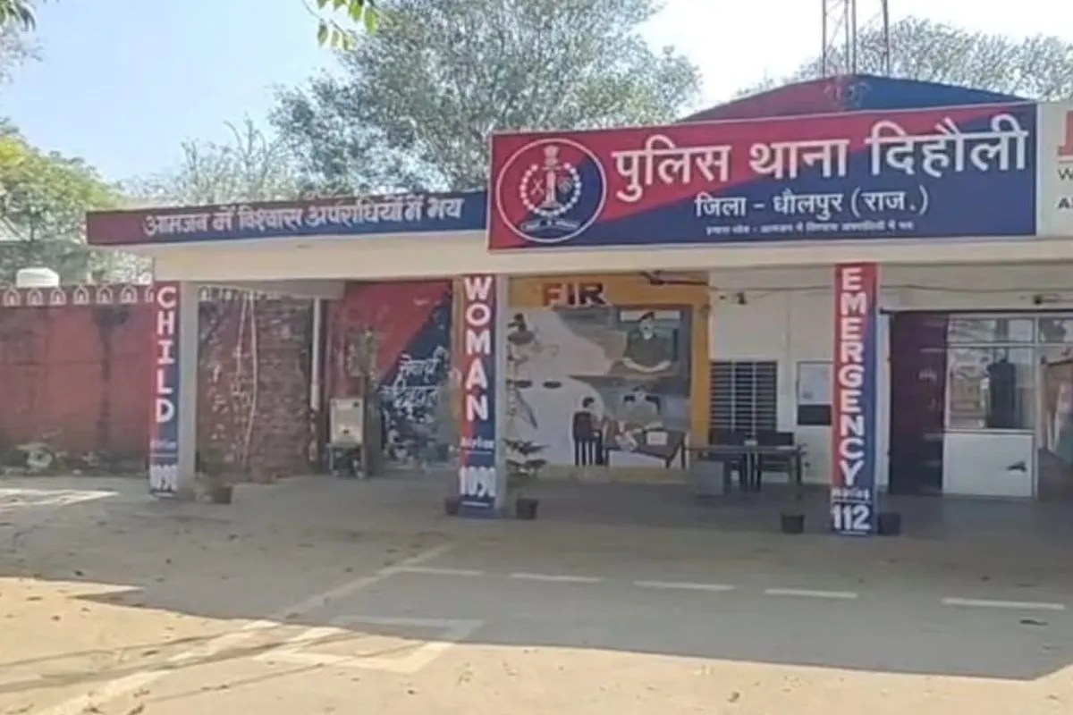 मोबाइल घर पर छोड़ और दस्ताने पहन दिया था चोरी वारदात को