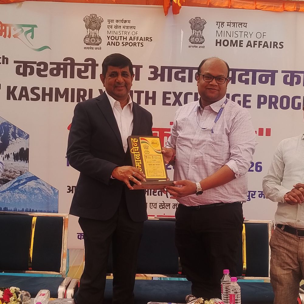 जबलपुर में ‘माय भारत’ युवा कार्यक्रम शुरू:छह जिलों से आए 132 कश्मीरी युवा 5 दिन जानेंगे MP की संस्कृति, खान-पान और रहन-सहन