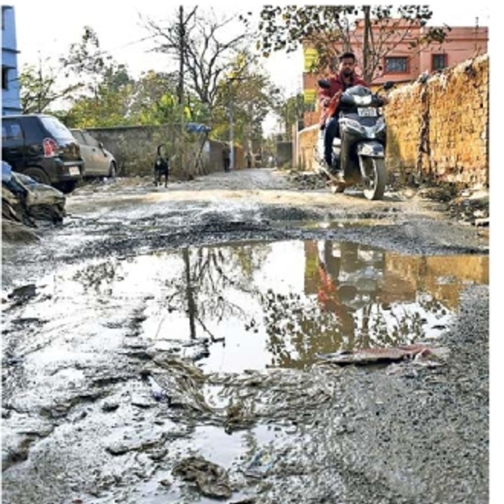 वार्ड 9 और 10 में सप्लाई पानी के वादे अधूरे, डराती हैं खुली नालियां