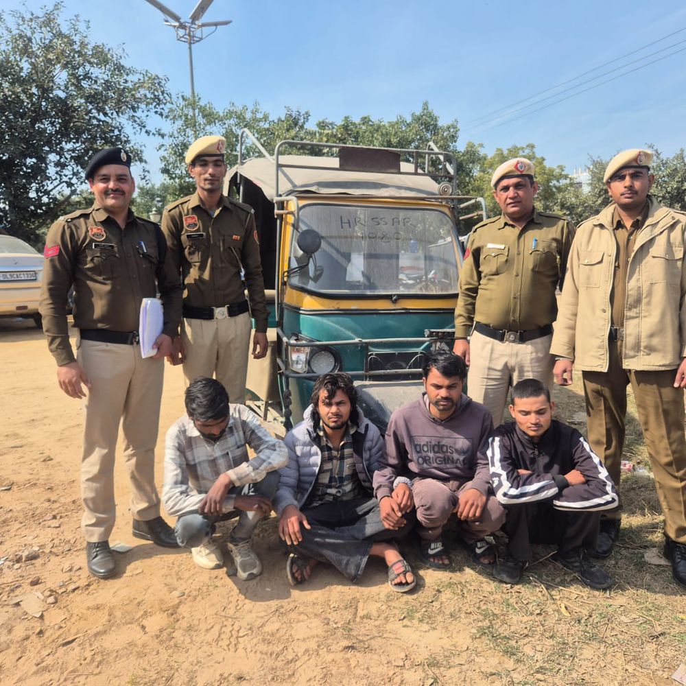 गुरुग्राम पुलिस ने चोरी के 4 आरोपी पकड़े:ऑटो रिक्शा बरामद, जुए और नशे की आदी हैं आदी, कोर्ट ने रिमांड पर भेजा
