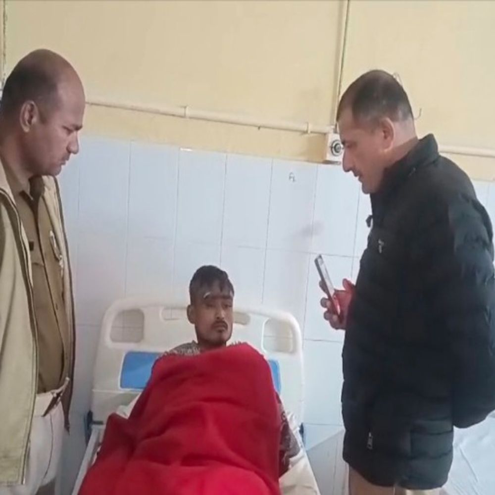 शाहजहांपुर में छेड़छाड़ के आरोपी पर तेजाब से हमला:पीड़िता पर लगा आरोप, पुलिस ने दर्ज की FIR, मेडिकल कॉलेज में भर्ती