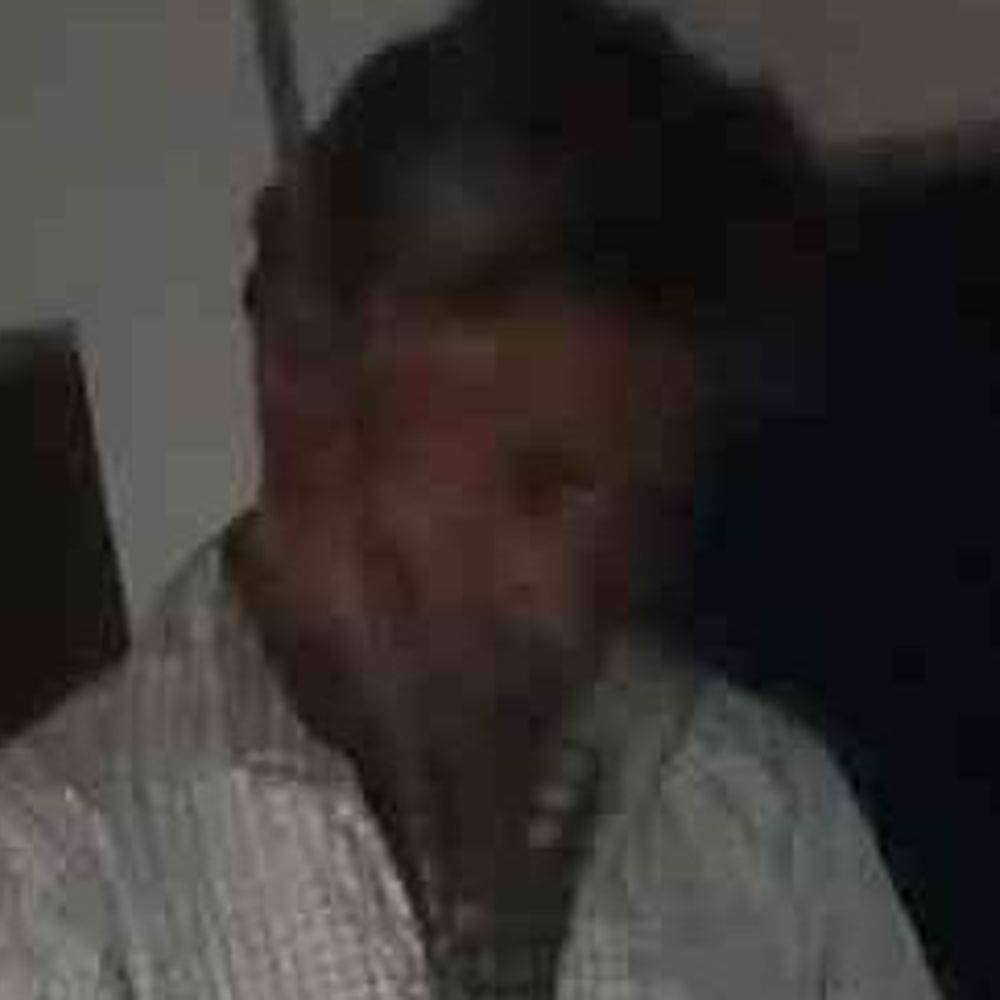 ओरछा में अधेड़ का शव फंदे पर मिला:साईं कॉलोनी के घर में संदिग्ध मौत; पुलिस को पीएम रिपोर्ट का इंतजार