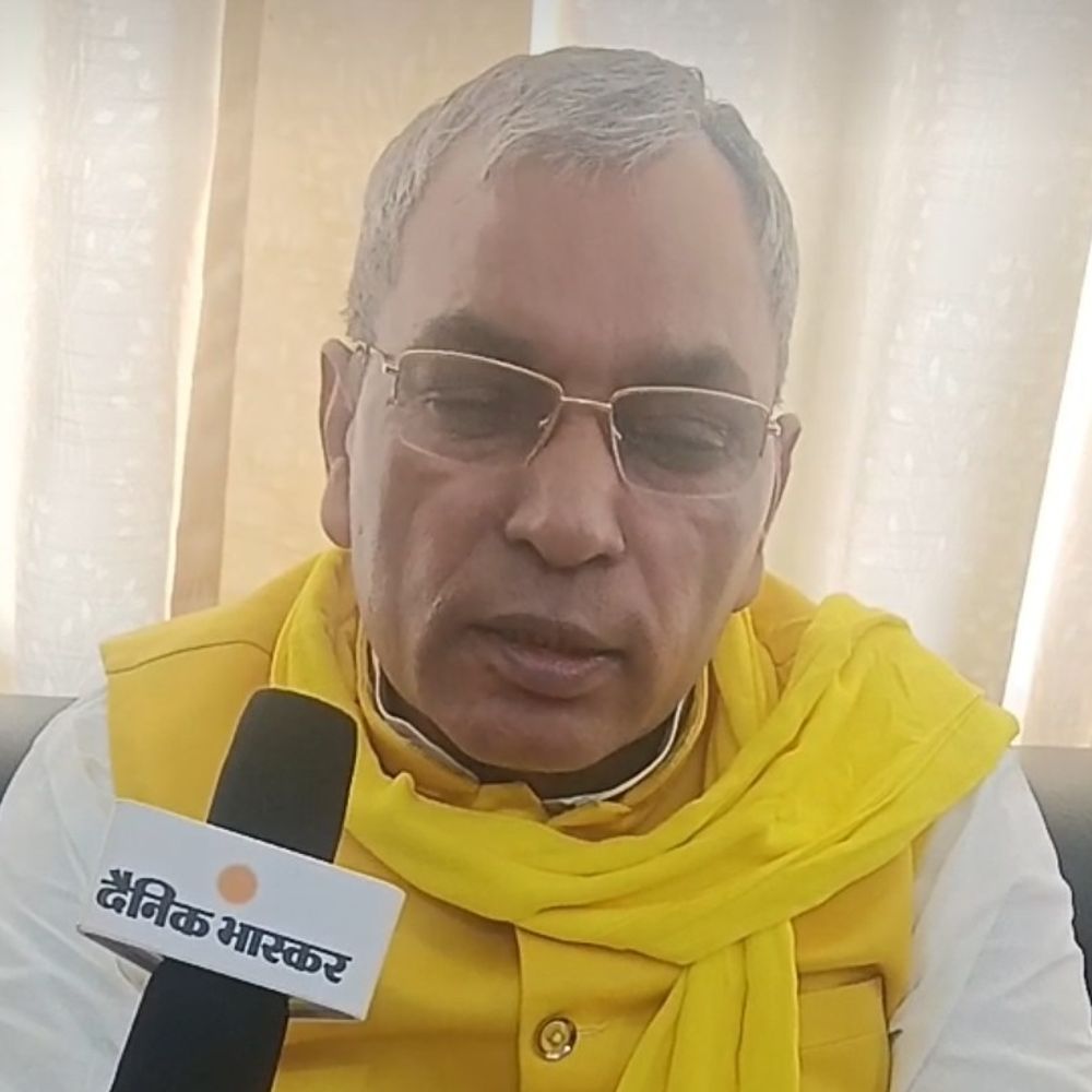 यूपी सरकार समय पर पंचायत चुनाव के लिए तैयार:राजभर:पंचायती राजमंत्री बोले- जिलों में पहुंच गए बैलेट-पेपर, गांव की सूची का 28 फरवरी को प्रकाशन