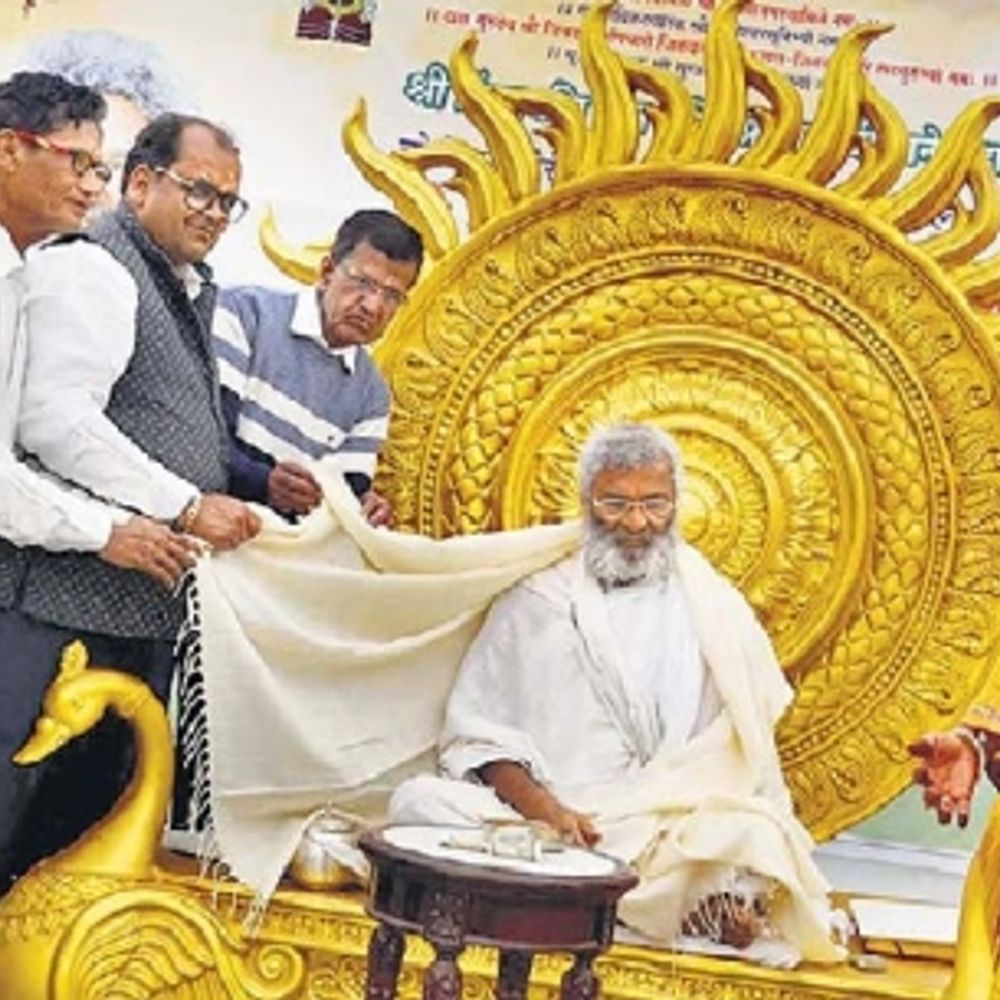 8 साल बाद गंगाशहर में भव्य नगर प्रवेश; खरतरगच्छाधिपति का एकता का संदेश