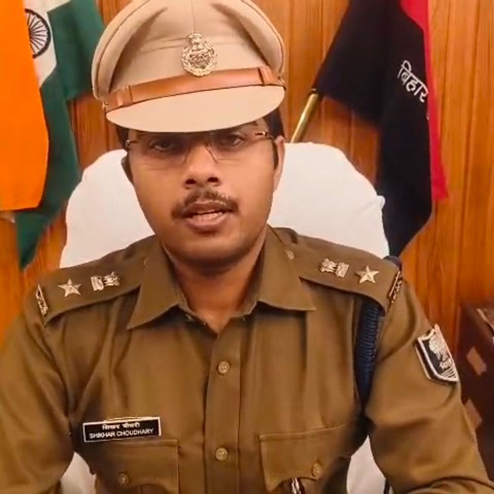 कटिहार में अवैध हथियारों के साथ 5 लोग अरेस्ट:सेमापुर-हसनगंज और कदवा थाना क्षेत्रों से हुई कार्रवाई, एक पिस्टल-दो जिंदा कारतूस बरामद