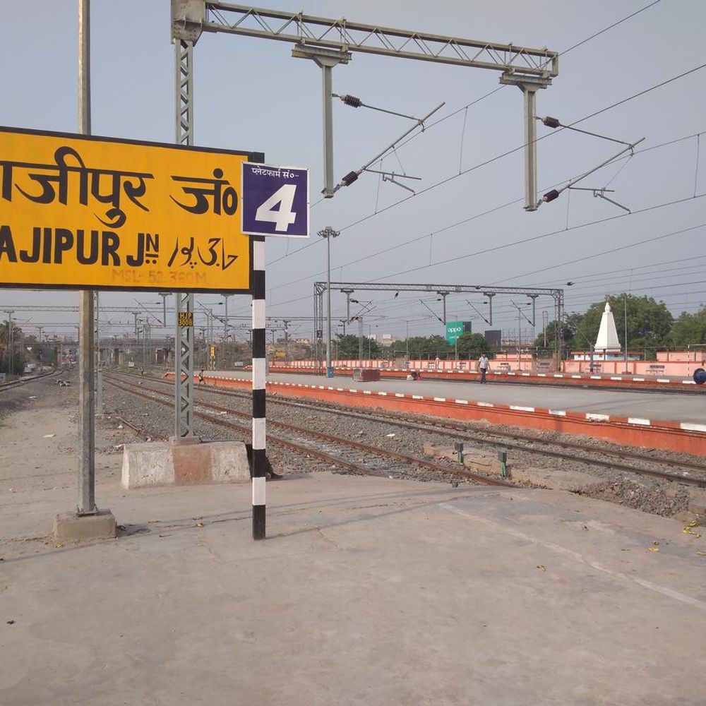 पूर्व मध्य रेल चलाएगा 285 होली स्पेशल ट्रेनें:यात्रियों की सुविधा के लिए 1 से 22 मार्च तक परिचालन