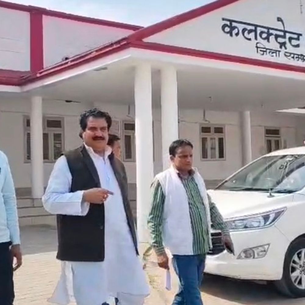 संभल में फिल्म ‘सम्भल कल्कि’ का विरोध:सपा के पूर्व जिलाध्यक्ष ने एडीएम को सौंपा ज्ञापन, रोक लगाने की मांग