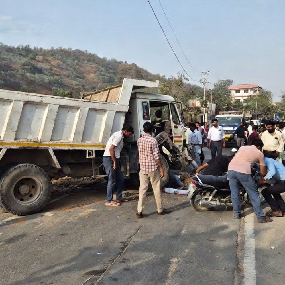 यमुनानगर में तेज रफ्तार डंपर का कहर:रिश्तेदारी से लौट रहे 21 वर्षीय युवक को कुचला, मौके पर मौत