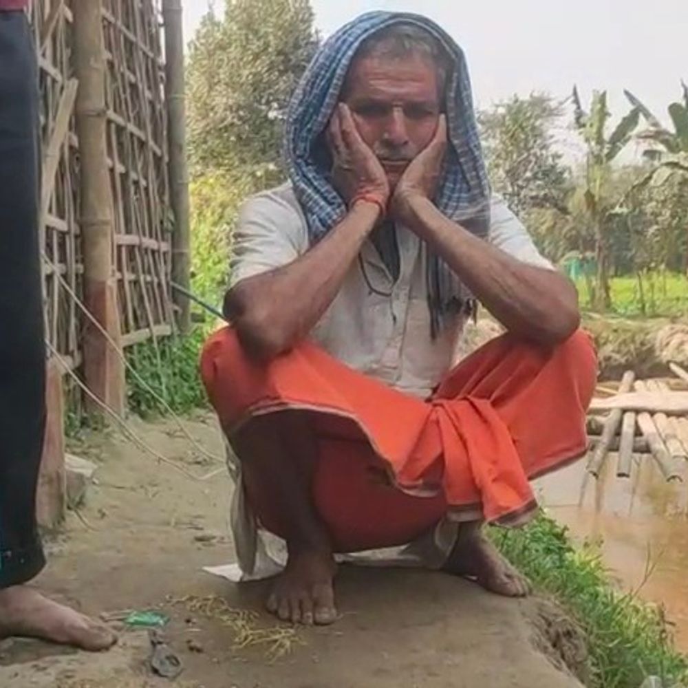 पोखर में जहर से 5 लाख की मछलियां मरीं:मधेपुरा में असामाजिक तत्वों पर आरोप, पीड़ित किसान ने पुलिस से की शिकायत