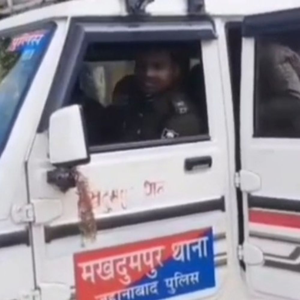 जहानाबाद में सिगरेट विवाद पर गोलीबारी, एक घायल:पुलिस ने दो आरोपियों को हिरासत में लिया, देसी कट्टा बरामद