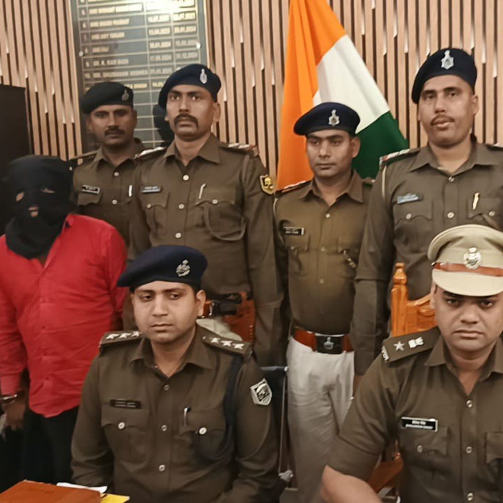 फायरिंग के मामले में तीन आरोपी गिरफ्तार:भागलपुर में झगड़े के बाद शख्स को मारी थी गोली, पुलिस ने हथियार को किया जब्त