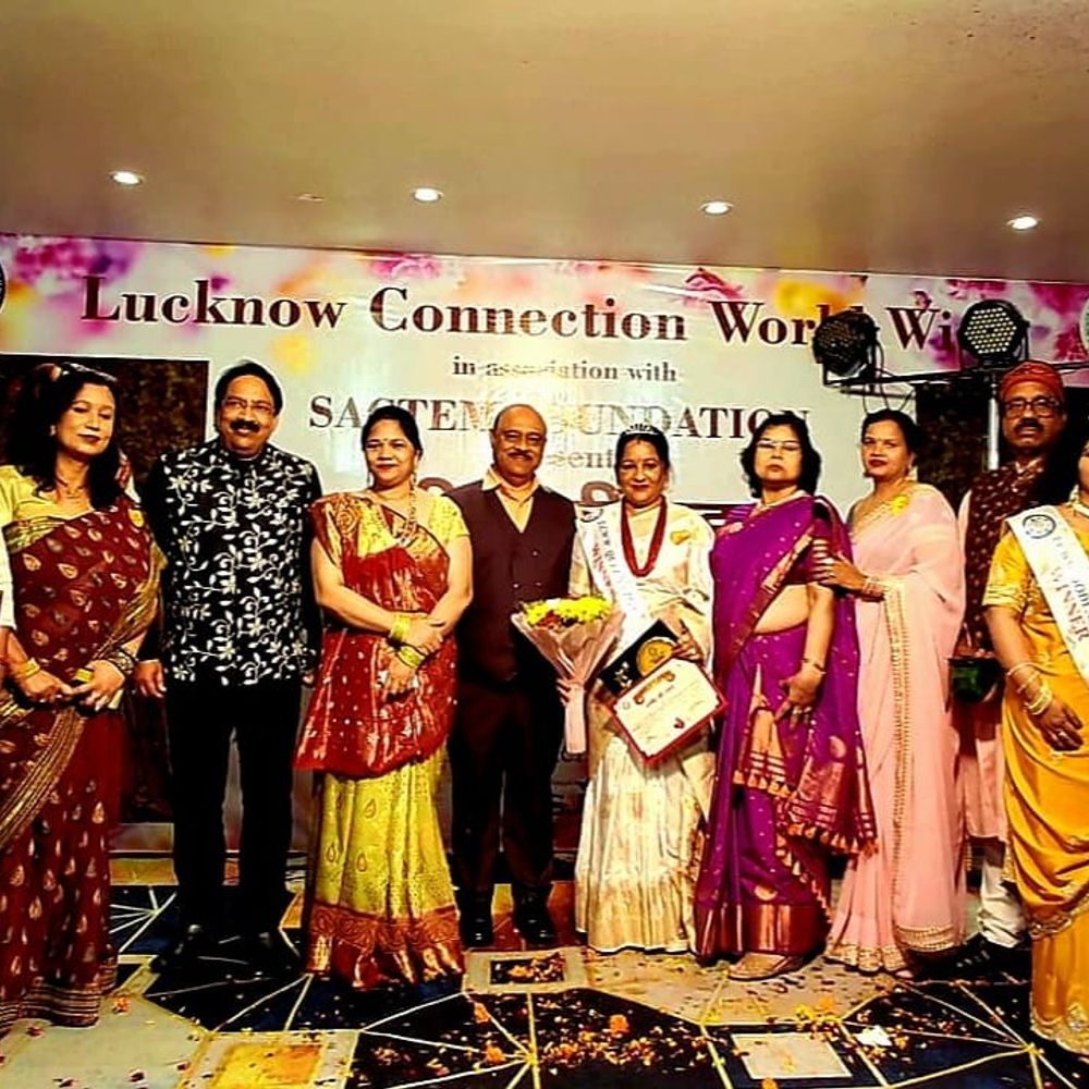 कैंसर वॉरियर्स के लिए ‘उम्मीद की उड़ान’ कार्यक्रम:लखनऊ कनेक्शन वर्ल्ड वाइड ग्रुप ने गोल्डन एप्पल होटल में किया आयोजन