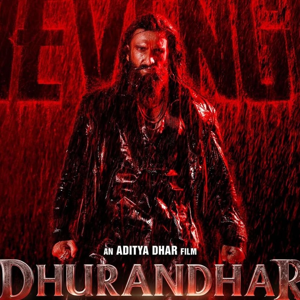 धुरंधर 2 का पोस्टर जारी:खून से सने खौफनाक लुक में दिखे रणवीर सिंह, बोले- अब बिगड़ने का वक्त आ गय; आज आएगा टीजर