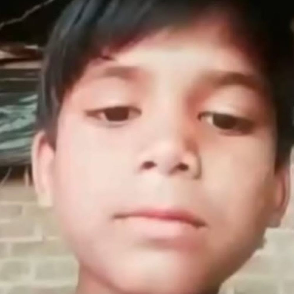 लखीमपुर में किशोर की हत्या कर फेंका गया था शव:पोस्टमार्टम रिपोर्ट में दम घुटने का खुलासा, घर से 300 मीटर दूर मिला था