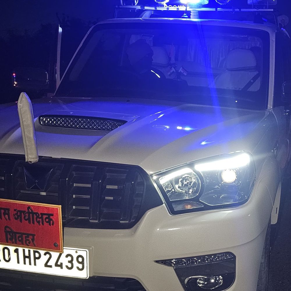 शब-ए-बरात पर शिवहर SP ने पेट्रोलिंग का लिया जायजा:रात 1 बजे शुभांक मिश्रा ने पुलिसकर्मियों को दिए निर्देश