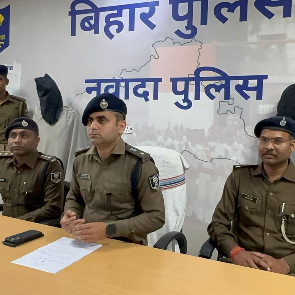 नवादा में रेप-मर्डर मामले में 2 आरोपी गिरफ्तार:SP अभिनव धीमान ने 24 घंटे में प्रेस कॉन्फ्रेंस कर किया खुलासा