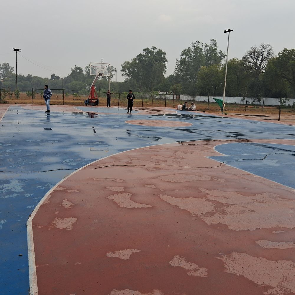 टीकमगढ़ में औसत 6.8 मिमी बारिश, मोहनगढ़-पलेरा में आधा इंच:रात का तापमान 15 डिग्री; बुधवार से साफ रहेगा मौसम