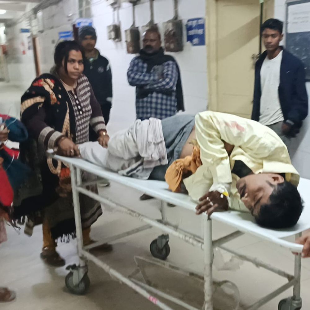 भागलपुर में प्राइवेट कंपाउंडर को गोली मारी:चार बदमाशों ने घेरकर किया हमला, पुरानी रंजिश में वारदात को अंजाम देने की आशंका