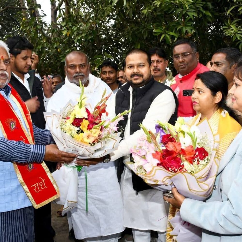 वैदिक मंत्रोच्चारण के साथ अनुष्ठान प्रारंभ:नवादा गोवर्धन मंदिर का तीसरा वार्षिकोत्सव संपन्न, श्रद्धालु हुए भावविभोर