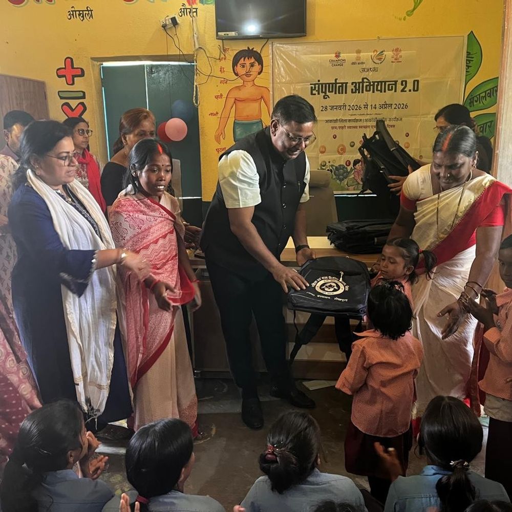 किशोरियों को एनीमिया की दवा, बच्चों को पढ़ाई किट मिली:राष्ट्रीय विज्ञान दिवस पर जागरूकता कार्यक्रम आयोजित, 6 माह के बच्चों का हुआ अन्नप्राशन