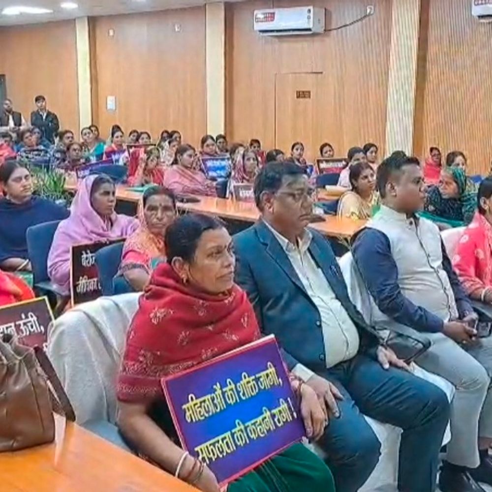 शेखपुरा में 1लाख महिलाओं के खाते में 10 हजार रुपये:मुख्यमंत्री महिला रोजगार योजना के तहत ट्रांसफर