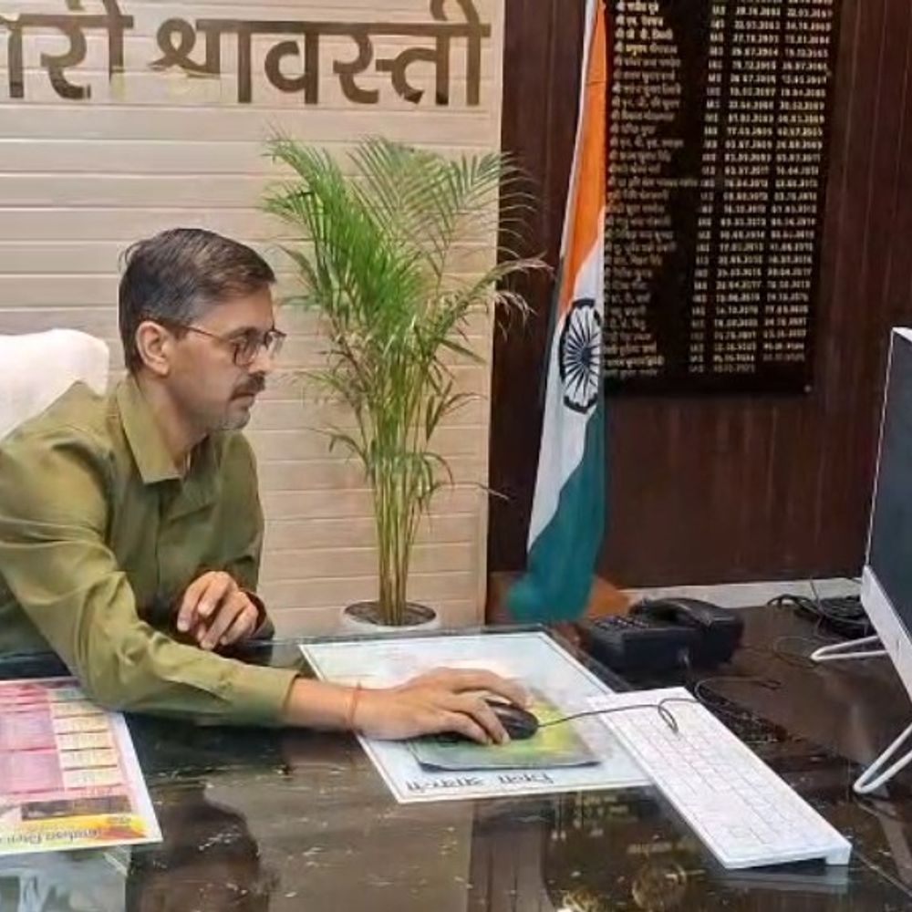 श्रावस्ती में 216 सीएससी संचालकों को नोटिस:एग्रीस्टैक योजना में लापरवाही, 7 दिन का टाइम, नहीं तो आवंटन रद्द