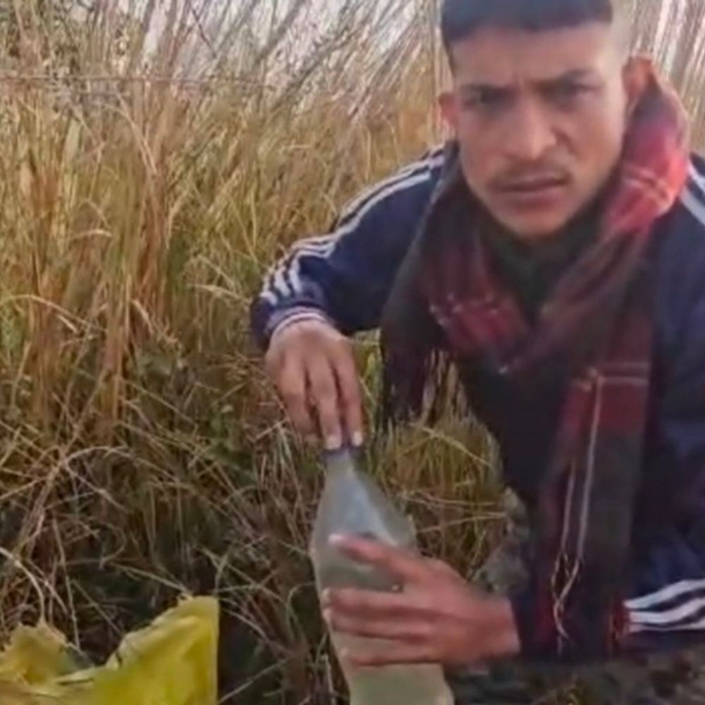 शेखपुरा में देसी-विदेशी शराब बरामद:एक कारोबारी गिरफ्तार, उत्पाद पुलिस ने की कार्रवाई