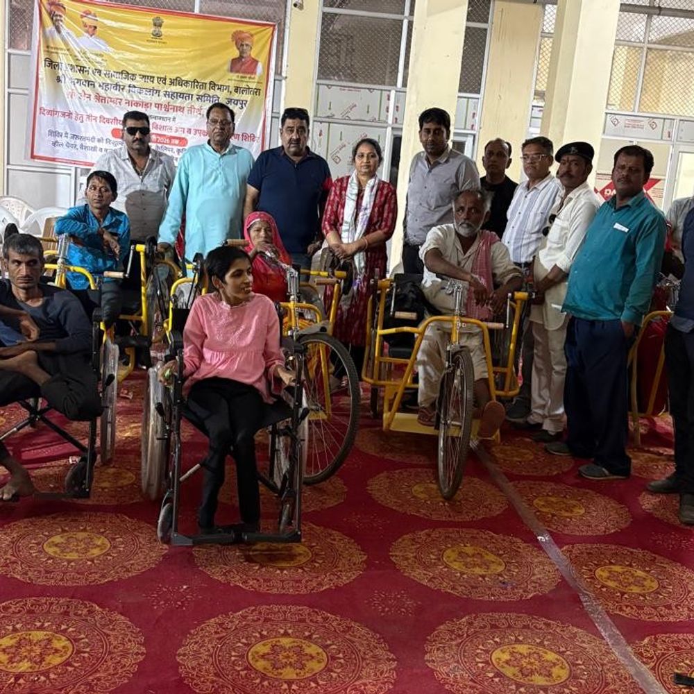 बालोतरा में 550 से अधिक दिव्यांगों को मिले उपकरण:जैन श्वेताम्बर नाकोड़ा पार्श्वनाथ तीर्थ ने किया शिविर का आयोजन