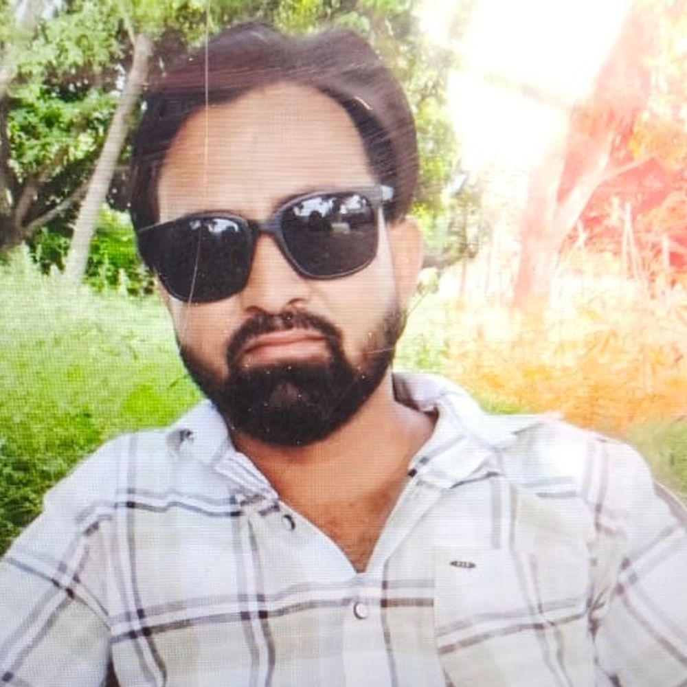 गोपालगंज के युवक की सिवान में गला रेतकर हत्या:विदेश जाने से पहले वारदात, शव घर पहुंचा तो मातम