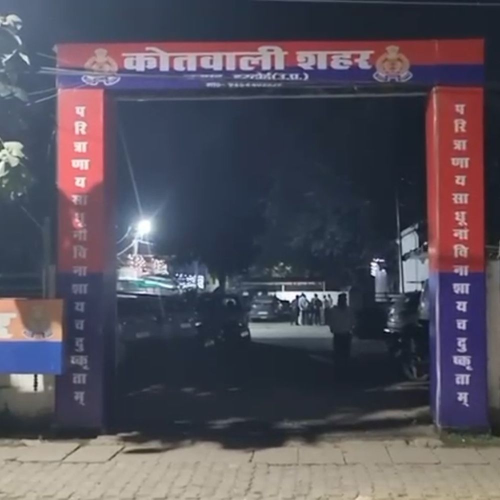 हरदोई में महिला सिपाही ने फांसी लगाकर दी जान:घर में फंदे से लटका मिला शव, लखनऊ में तैनात थीं