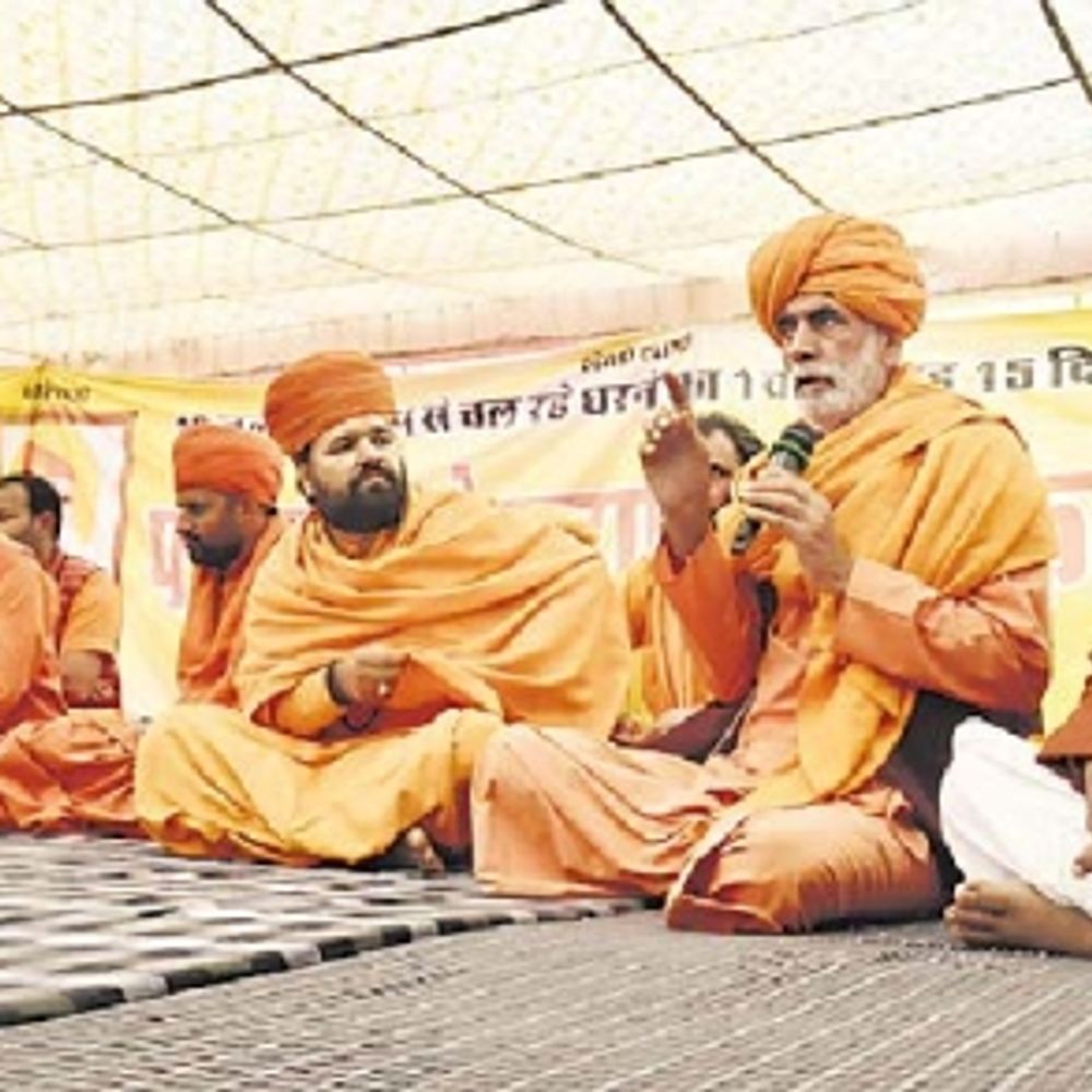 संतों की घोषणा: महापड़ाव जारी रहेगा…बोले- हम जयपुर से आपके लिए कुछ भी नहीं ला सके