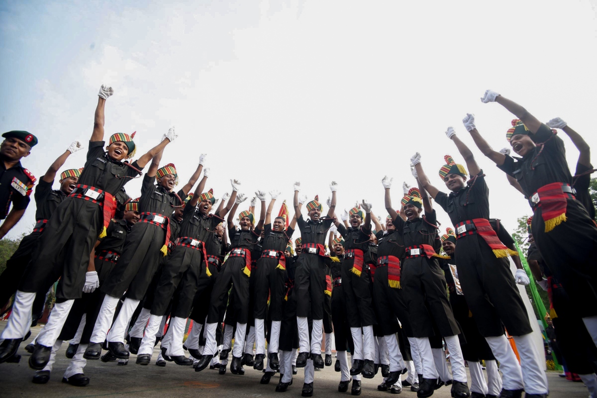 Army Bharti 2027: सेना में भर्ती का युवाओं के लिए शानदार मौका, अग्निवीर समेत कई पदों के लिए नोटिफिकेशन जारी, जानें पूरी डिटेल्स