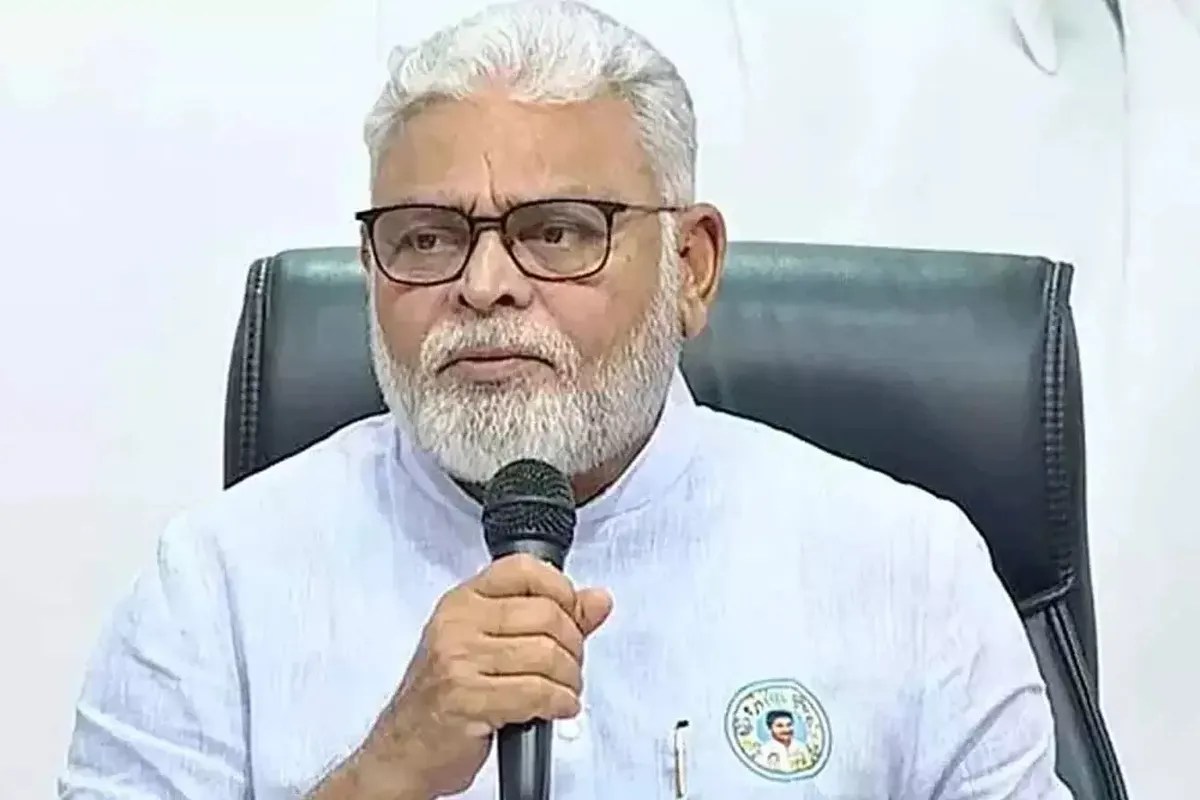 वाईएसआर कांग्रेस को बड़ा झटका! दिग्गज नेता अंबाती रामबाबू को 14 दिन की जेल