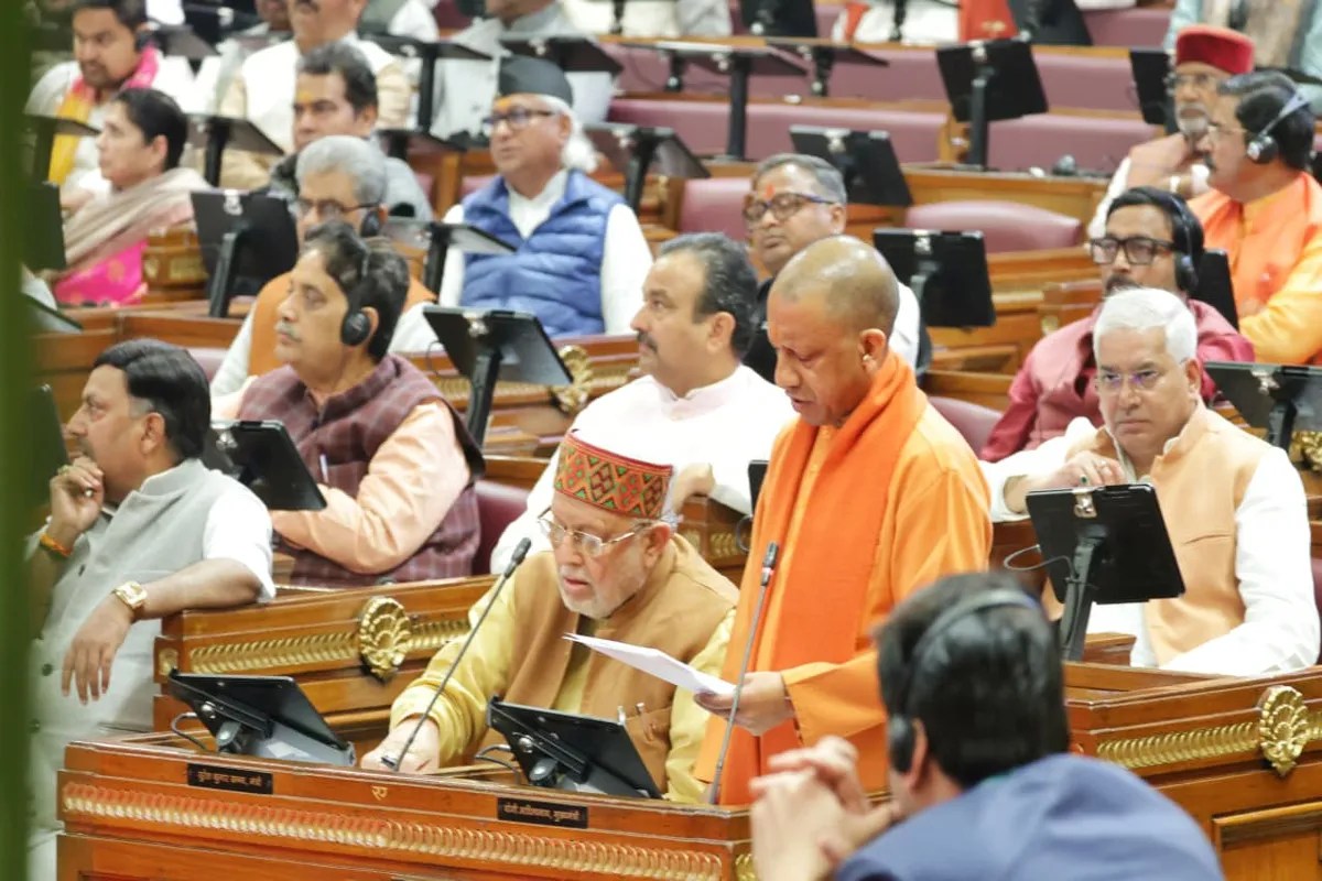 UP Budget 2026: कृषि, पशुपालन और मत्स्य से चमका यूपी, आर्थिक सर्वेक्षण में 2047 तक किसानों की आय बढ़ाने का बड़ा विजन