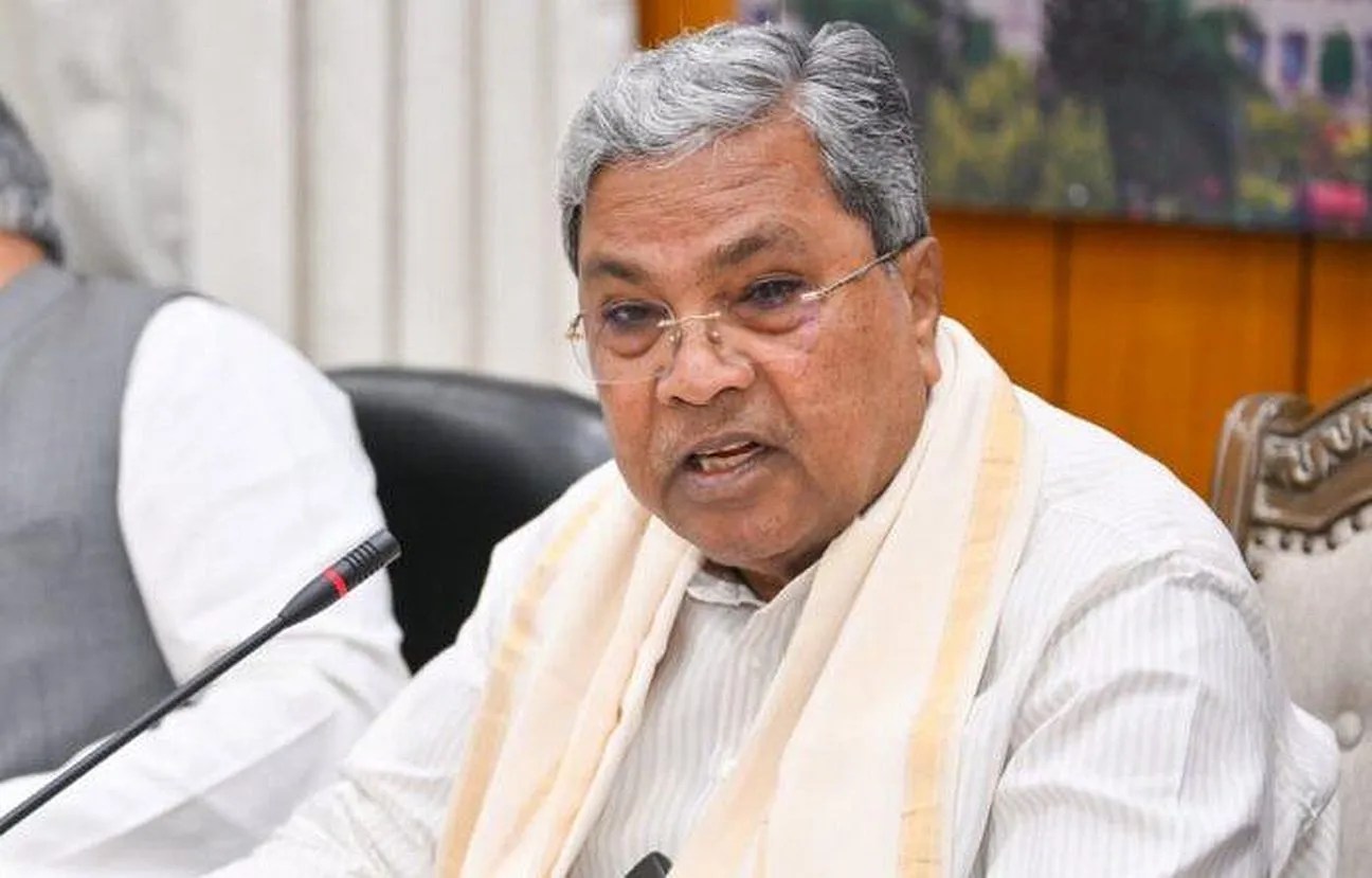 इतिहास से कटे तो भविष्य अधूरा: मुख्यमंत्री सिद्धरामय्या