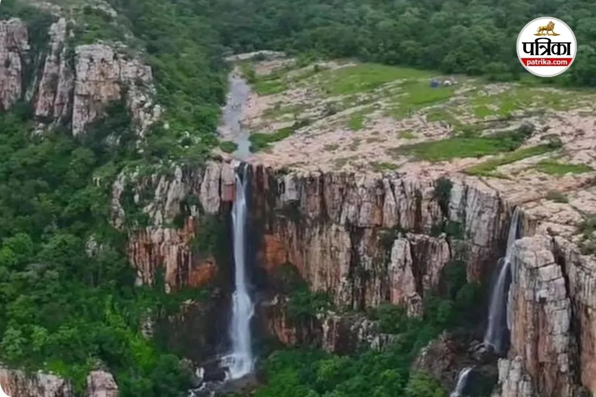 Waterfall Trekking Spot: ट्रैकिंग और झरनों का अद्भुत नज़ारा, शिशुपाल पर्वत बना एडवेंचर लवर्स की पहली पसंद