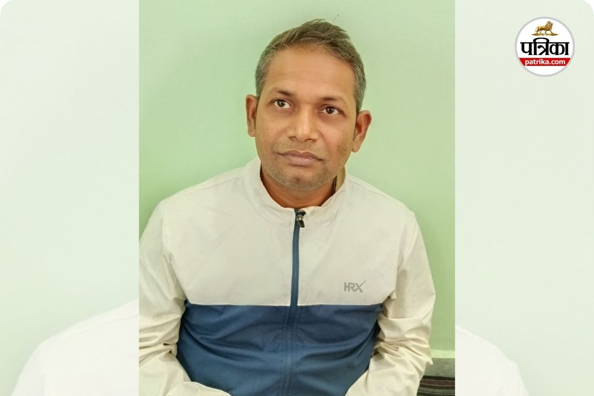 CG Corruption News: भ्रष्टाचार पर ACB का प्रहार, 90 हजार की रिश्वत लेते रंगे हाथों पकड़ा गया फूड इंस्पेक्टर