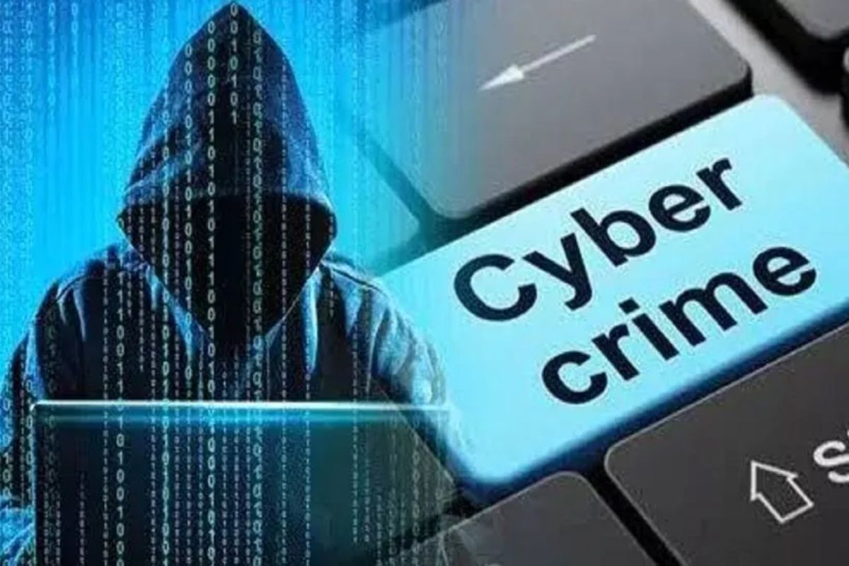 एयरफोर्स के पूर्व अफसर फंसे, साइबर बदमाशों ने जाल बिछाकर बुजुर्ग अधिकारी से 2.50 करोड़ ऐंठे