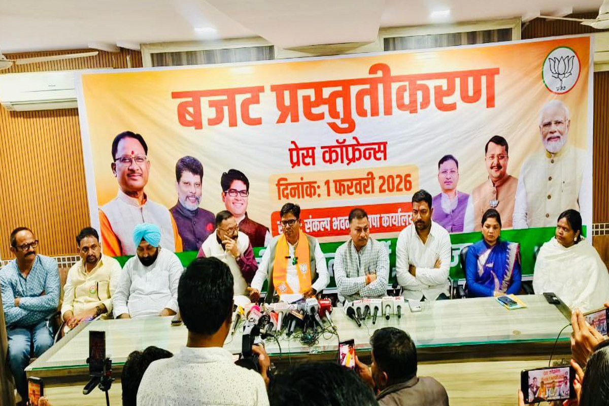 Union Budget 2026: वित्तमंत्री ओपी चौधरी बोले- विकसित भारत के संकल्प को और ज्यादा मजबूती देता है यह बजट, हम भर रहे कांग्रेस के वित्तीय गड्ढे