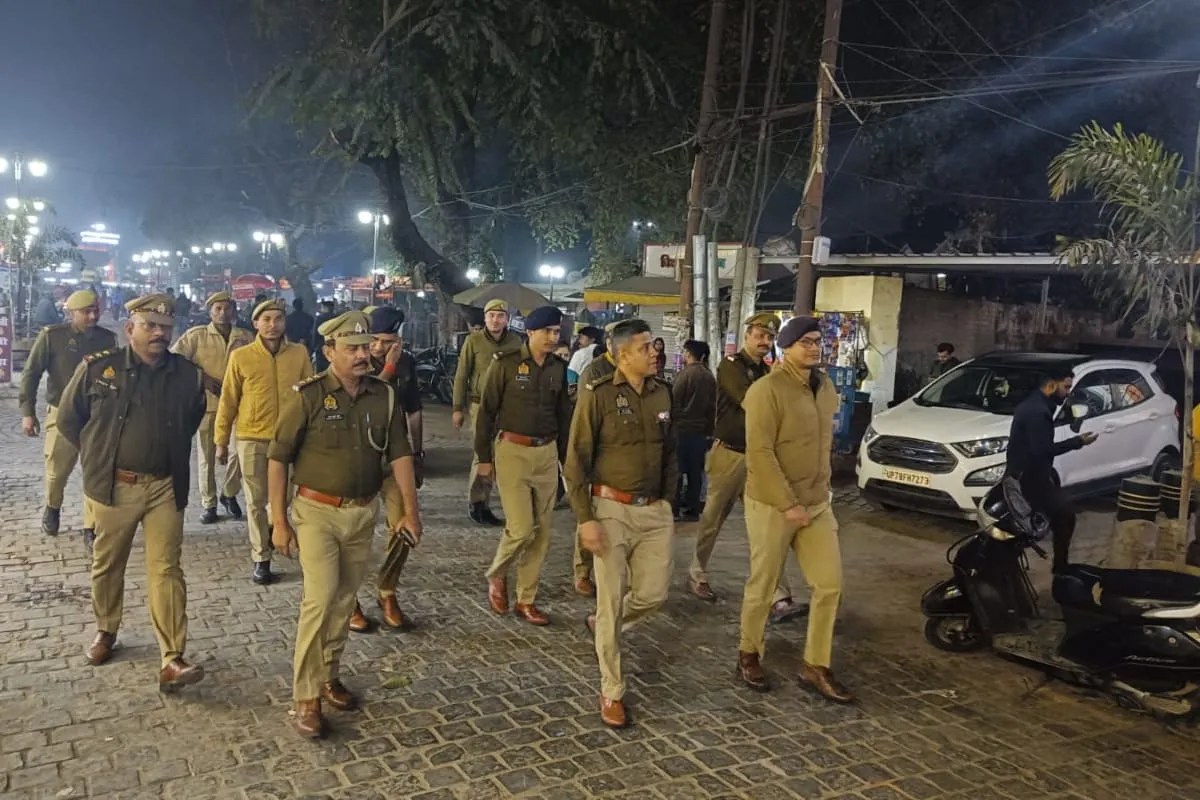 बड़हलगंज कोतवाली पहुंचे SSP, किये गहन निरीक्षण…क्राइम कंट्रोल पर लगातार एक्टिव रहने का दिये निर्देश