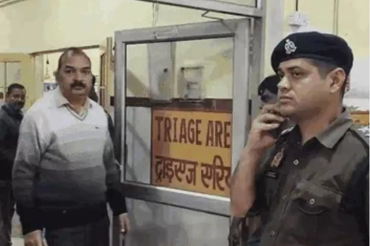 गंगा एक्सप्रेस-वे पर हाहाकार…चार लड़कियों की मौत, पांच गंभीर रूप से घायल…परिजनों में मचा कोहराम