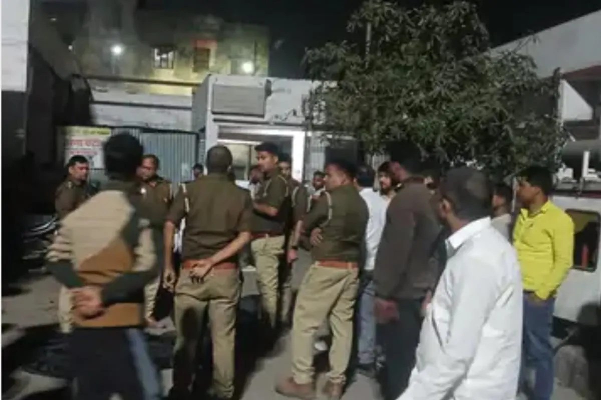 गोरखपुर में करंट से झुलसे बच्चे को बचाने में गई मां की भी जान…उजड़ गया परिवार, मचा कोहराम