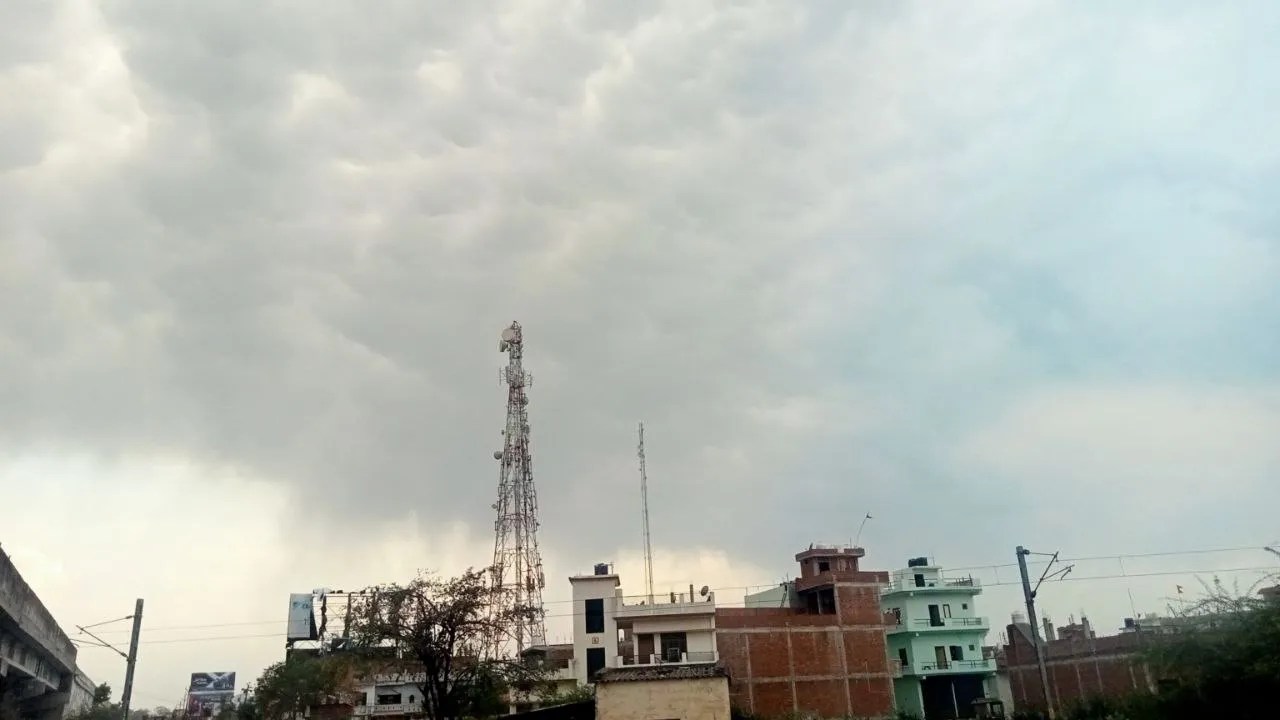 UP weather: उत्तर पश्चिम दिशा से आने वाली हवाएं बनेगी आफत, क्या कहते हैं मौसम वैज्ञानिक?
