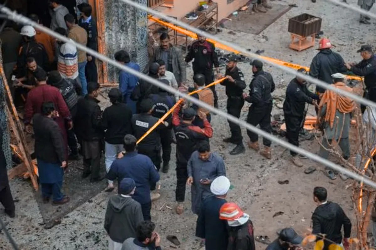 ‘हमने उड़ाया…’, पाकिस्तान मस्जिद ब्लास्ट पर IS का पहला रिएक्शन आया सामने, किया सनसनीखेज दावा