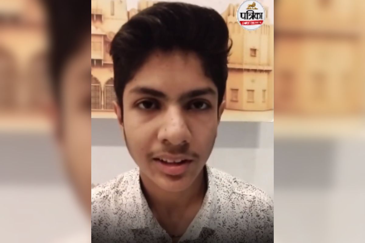 Success Story: सेल्फ स्टडी से 10वीं बोर्ड में आए थे 99.33%, 4 सब्जेक्ट में 100/100 अंक लाने का ये था सक्सेस मंत्र