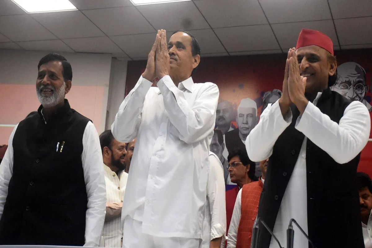 BSP And Congress, SP: हाथी से साइकिल तक: नसीमुद्दीन सिद्दीकी की नई पारी, 2027 से पहले यूपी की राजनीति में हलचल