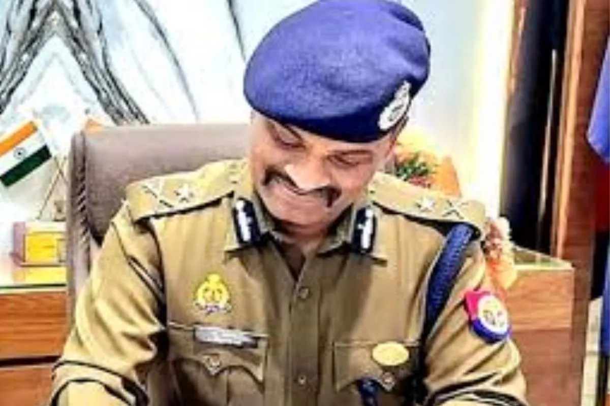 SHO समेत 11 पुलिसकर्मी लाइन हाजिर, अब एसीपी पर भी गिरी गाज…फर्जी पासपोर्ट कांड में बड़ा एक्‍शन